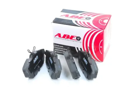 Комплект тормозных колодок задн., FORD USA MUSTANG 3.9-5.4 01.04- ABE C2Y014ABE