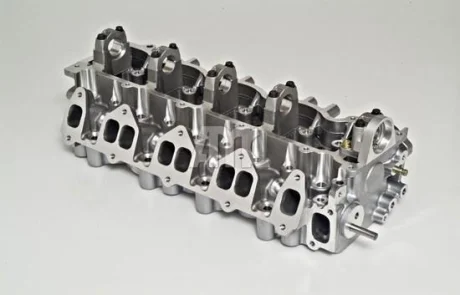Головка блоку циліндрів MAZDA 2.5D WL3 AMC 908747