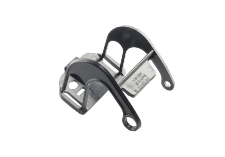 Кріплення форсунки праве AND 3J955150