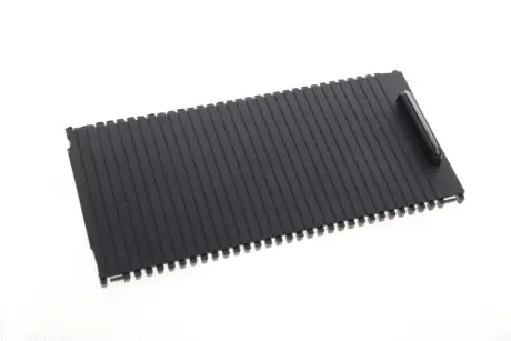 Лючок бампера AUTOTECHTEILE 100 6835