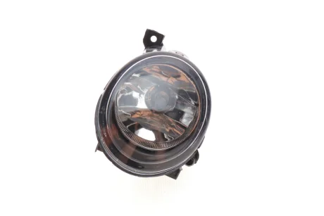 Фото - фара противотуманная VW Amarok/Golf V/Jetta 04-16 (L) AUTOTECHTEILE 3941047 Фара противотуманная VW Amarok/Golf V/Jetta 04-16 (L) AUTOTECHTEILE 3941047