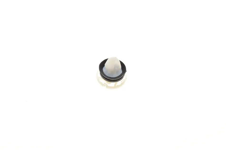 Кліпса кріплення обшивки дверей Opel Vivaro 14-/Renault Kangoo 08-/Master 10-/Trafic 14- Autotechteile AUTOTECHTEILE 5050537 (фото 1)