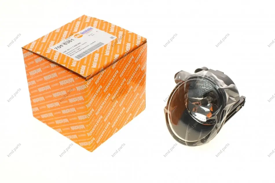 Фара противотуманная BMW 5 (F10) 10-13 (R) Autotechteile AUTOTECHTEILE 7016361 (фото 1)