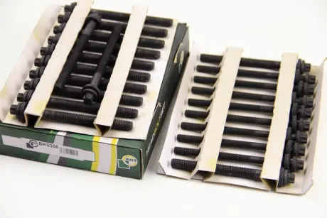 Комплект болтів з головкою системи TORX з чорного металу BGA BK5306