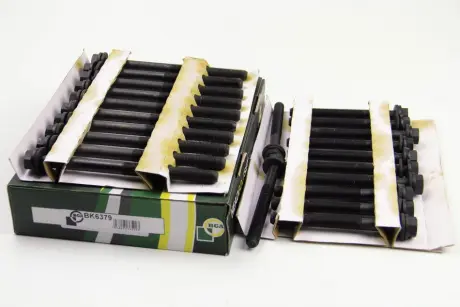 Комплект болтів з шестигранною головкою з чорного металу BGA BK6379