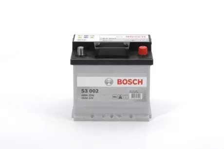 Автомобільний акумулятор S3 45Ah 400A R+ BOSCH 0 092 S30 020