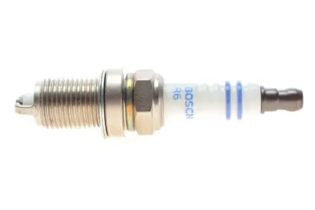 Свічка запалювання Opel Astra/Combo/Omega 1.0-3.2 85- BOSCH 0 242 229 654
