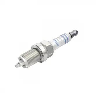Свічка запалювання Jeep Cherokee/Grand Cherokee 3.7 V6 4x4 01-10 BOSCH 0 242 236 542
