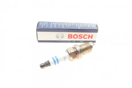 Свічка FR6KI332S - кратн. 10 шт ="" BOSCH 0242240653