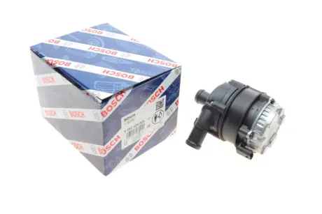Помпа водяна BOSCH 0392024029