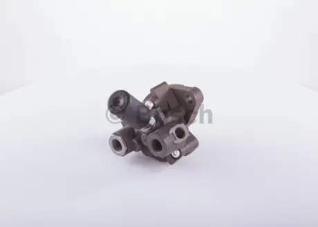 Топливный насос BOSCH 0440020128
