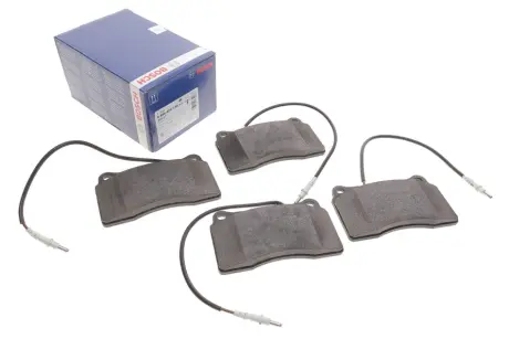 Колодки гальмівні (передні) Citroen C8/Peugeot 607/608 00- (Brembo) (з датчиками) BOSCH 0 986 424 738