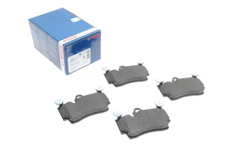 Колодки гальмівні дискові AUDI/PORSCHE/VW Q7/Cayenne/Touareg \'\'R \'\'>>08 ="" BOSCH 0986424741