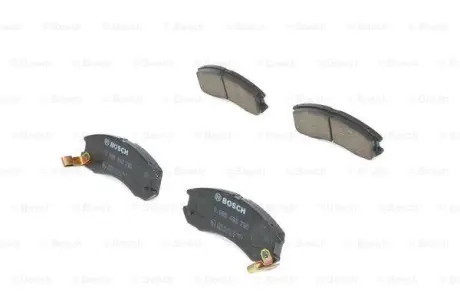 Комплект гальмівних колодок 0 986 493 790 BOSCH 0986493790