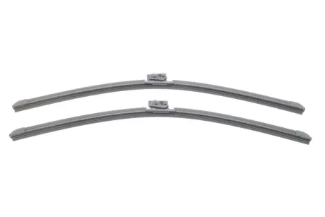 Щітки склоочисника (550/550 мм) MB C-class (W205) 13- BOSCH 3 397 009 843