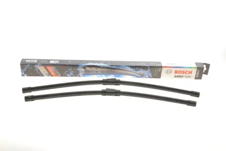 Щітки склоочисника (600/550mm) MBE-class (W213/A238)/VW Tiguan 00- BOSCH 3 397 014 242