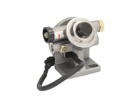 Паливний фільтр BS04-181 BOSS FILTERS BS04181