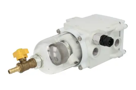 Паливний фільтр BS04-183 BOSS FILTERS BS04183