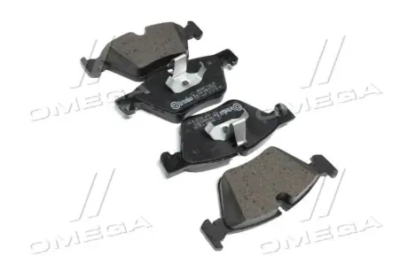 Комплект гальмівних колодок з 4 шт. дисків BREMBO P06060