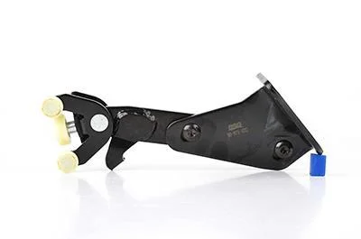 Ролик зсувних дверей Caddy 04- Пр. нижній BSG BSG 90-975-022