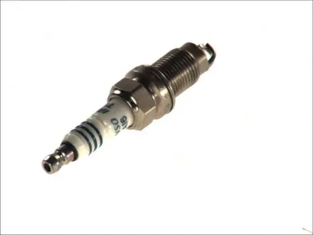Свічка Iridium Tough (5622) ="" DENSO VKA16