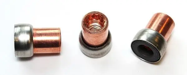 Гайка выпускного коллектора AUDI/SKODA/VW ="" Elring ELRING 246180 (фото 1)
