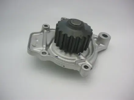 Насос водяной двигателя GMB GWHO26A