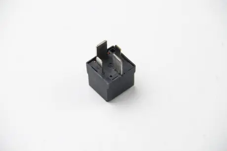 Реле GP 4RA007 793-031 HELLA 4RA007793031