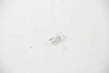 Лампа розжарювання W3W 12V 3W W 2,1 x 9,5d HELLA 8GP003594141