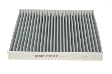 Фільтр салону Skoda Fabia/Roomster/VW Polo 99-10 (вугільний) HENGST FILTER E961LC
