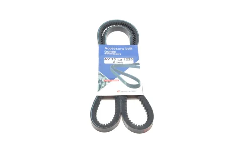 Ремінь генератора Ford Sierra 82-88/Toyota Hiace 95-01 (13x1225) HUTCHINSON AV 13 La 1225