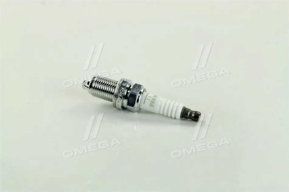 Свеча зажигания KIA Hyundai/Kia/Mobis 0K01C18110 (фото 1)