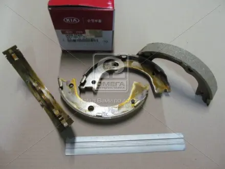 Колодка стояночного тормоза KIA Hyundai/Kia/Mobis 583052PA00