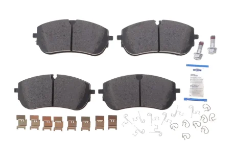 Колодки гальмівні (передні) Land Rover Discovery/Range Rover 05- (з датчиком) (CBI) ICER 182451-208