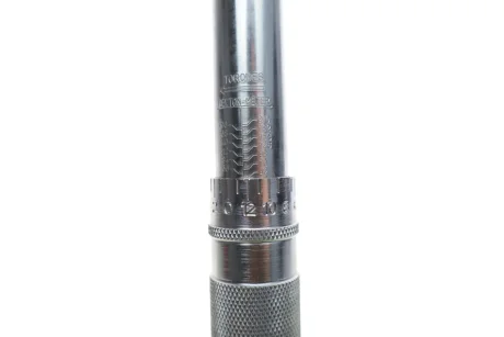 Ключ динамометричний 1/2" 28-210 Нм 470 мм JBM 51127
