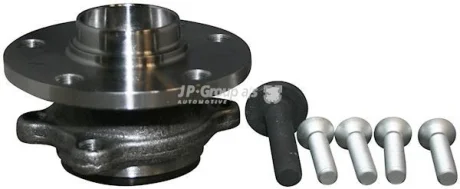 Підшипник маточини перед. VW Caddy 04-/Golf 04- (4 болта) JP GROUP 1151401900