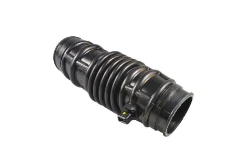 Патрубок подачі повітря DAEWOO LANOS 1.3/1.5/1.6 02.97- KOREA R90035E