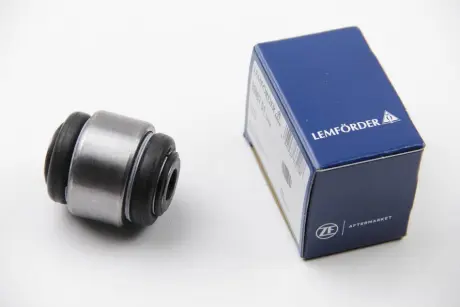Сайлентблок важеля 33907 01 LEMFORDER 3390701