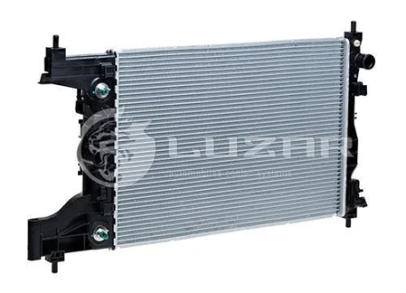 Радіатор охолодження Cruze 1.6/1.8 (09-) АКПП (LRc 05153) Luzar LUZAR LRc05153