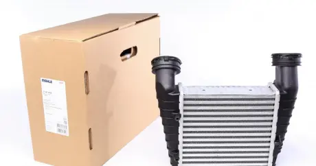 Радіатор інтеркулера MAHLE MAHLE / KNECHT CI 347 000S