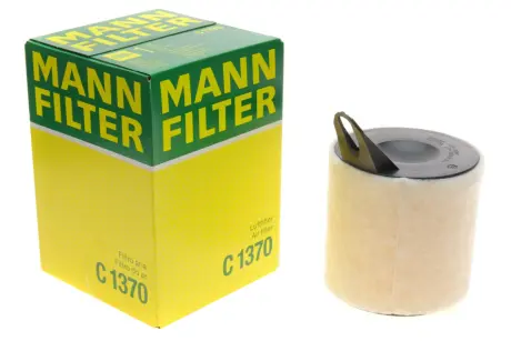 Фільтр повітряний BMW 1 (E81 E82 E87 E88) 116i E81 E87 N43B16A -FILTER MANN C1370
