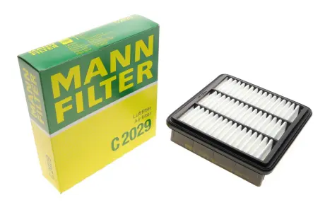 Фільтр повітряний Hyundai Elantra 1.6/D/i30 1.4-2.0/1.6-2.0CRDi 06-12/Kia Cee\'d/Cerato 1.6/2.0 08- -FILTER MANN C 2029