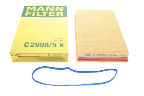 Фільтр повітряний Seat Ibiza 1.4-1.6 16V/Skoda Fabia 1.4 00-09/VW Caddy 1.4 04-10/Golf 1.4-1.6 00-06 -FILTER MANN C 2998/5 X