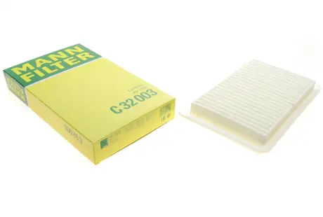 Фільтр повітряний Lexus RX 3.0 03-08/ES 3.0L 01-06/Toyota Camry 2.4 16V/3.0 V6 01-11/Highlander 00-07 -FILTER MANN C 32 003