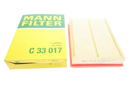Фільтр повітряний TOYOTA Fortuner Hilux II 2.5 Diesel GUN156_, 166_ 2KD-FTV -FILTER MANN C33017