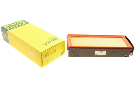 Фільтр повітряний двигуна BMW 3 (F30 F31 F80) 330d F30, F31 N57D30A -FILTER MANN C37009