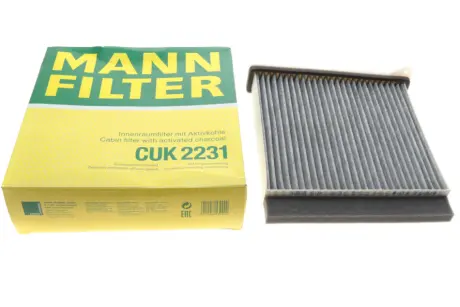 Фільтр салону Mitsubishi Grandis 04-11/L200 06-15/Lancer/Outlander 03-08/Pajero Sport 08- (вугільний) -FILTER MANN CUK 2231