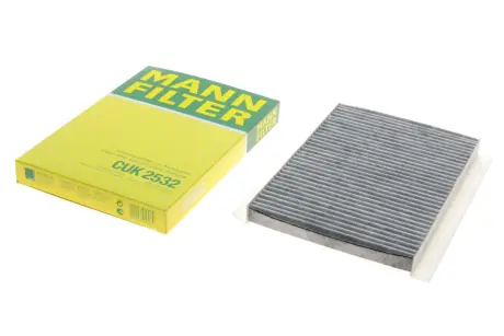 Фільтр салону Hyundai I30/Kia Cee\'d 06- (вугільний) -FILTER MANN CUK 2532