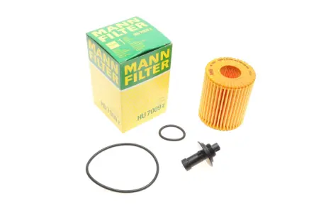 Фільтр масляний Lexus/Toyota 2.0/2.2 D-4D 05- -FILTER MANN HU 7009 Z