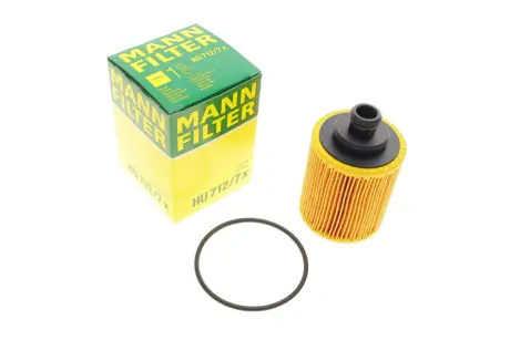 Фільтр масляний Fiat Doblo/Punto 1.3JTD 04-/Fiorino 08-/Opel Combo/Astra H 1.3CDTI 04- (housing UFI) -FILTER MANN HU 712/7 X